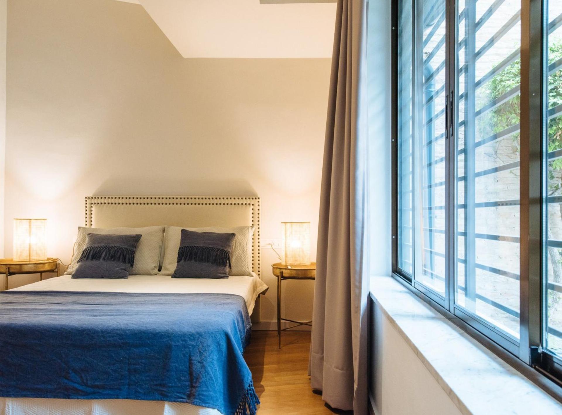 Conde De Ibarra Suite Apartment Seville Room photo