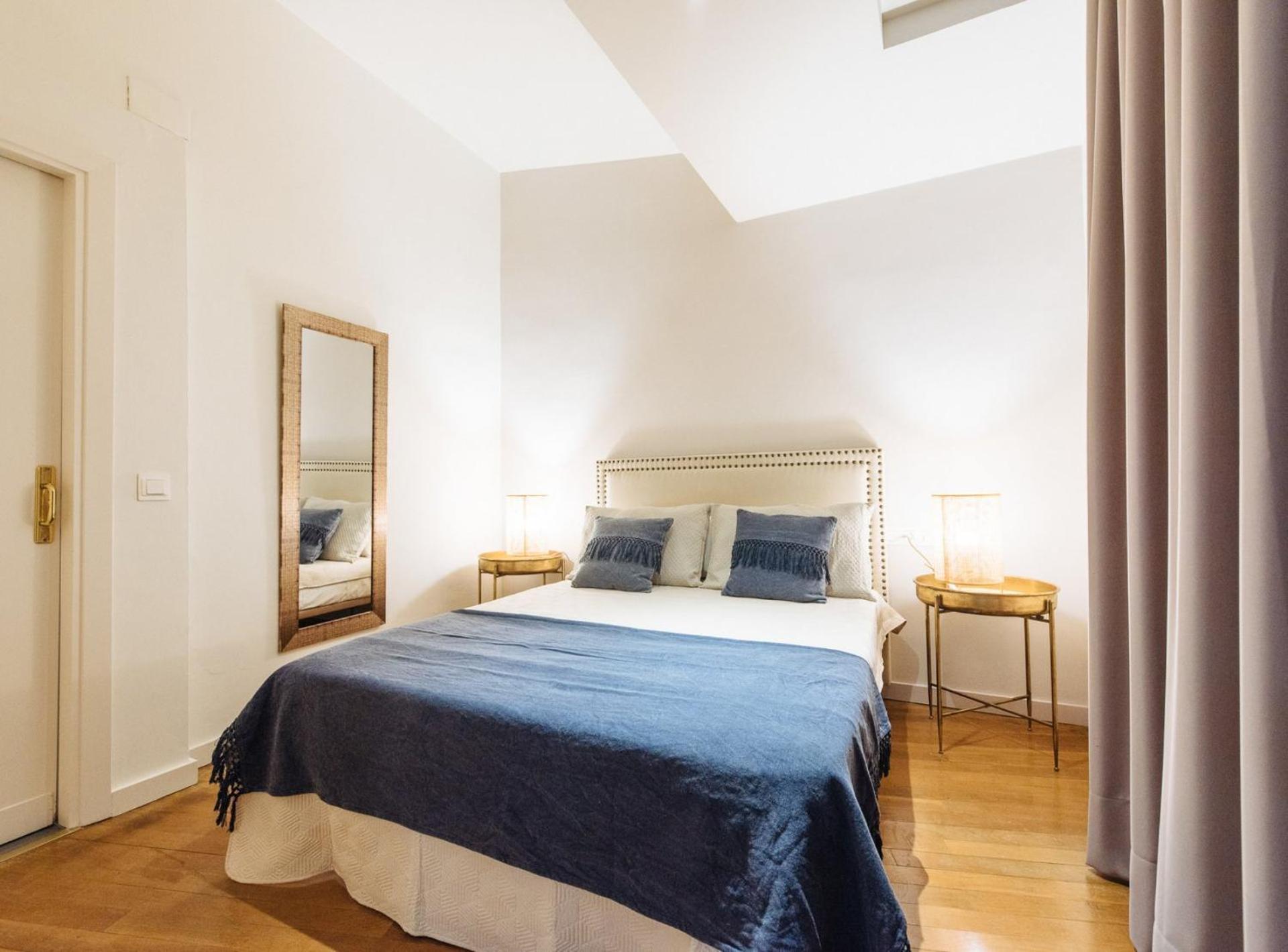 Conde De Ibarra Suite Apartment Seville Room photo